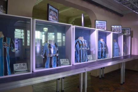 Entrada Franca: Exposição do Museu do Grêmio e Memórias do Futebol Lourenciano no Clube comercial