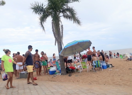 Praias de São Lourenço estiveram cheias neste sábado de Natal