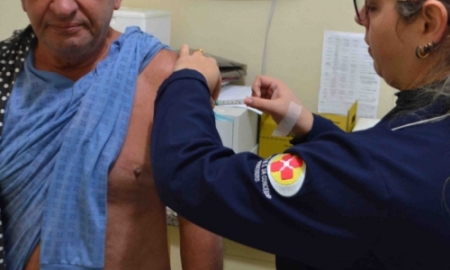 Unidades de Saúde imunizam contra a gripe
