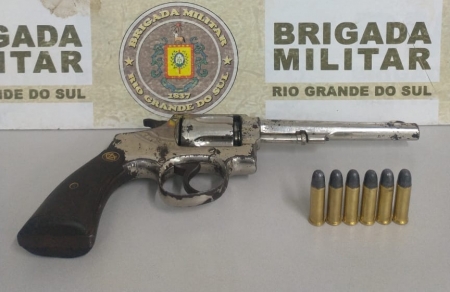 Brigada Militar  prendeu homem por tentativa de Roubo a estabelecimento comercial e porte ilegal de arma de fogo