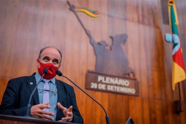 Zé Nunes propõe compensação para os produtores de tabaco que não receberam os benefícios da variação da moeda