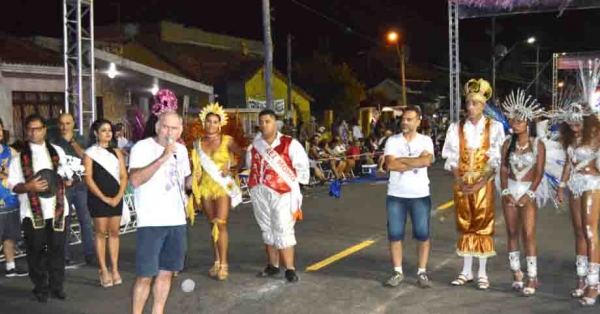 Carnaval 2019 de São Lourenço do Sul foi aberto oficialmente na noite do sábado