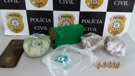 Polícia Civil realizou busca e apreensão na residência de investigado por tráfico de drogas no Bairro Navegantes