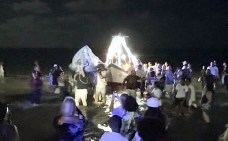 Festa de lemanjá aconteceu neste domingo dia 1° de fevereiro