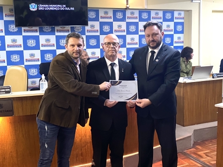 Celso Almeida recebeu homenagem na Câmara de Vereadores