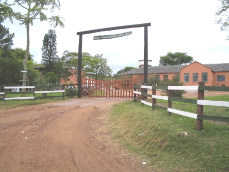 Escola Técnica Santa Isabel abre inscrições para curso técnico em Agropecuária