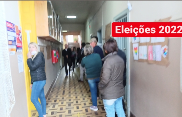 Eleitores foram cedo às urnas para votar em São Lourenço do Sul