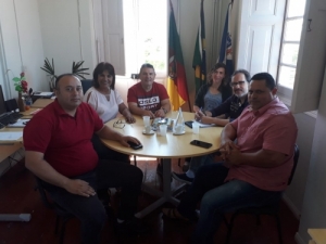 Decoração natalina é tema de reunião entre Coordenadoria de Cultura e ACI/CDL