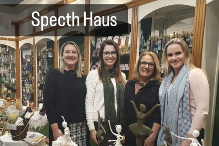 Loja Specht Haus: Exposição BAILARINAS - Técnica em Papel Machê e Papietagem