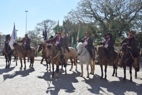 Chegada da Chama Crioula acontece nesta segunda-feira (13)  -Veja a programação