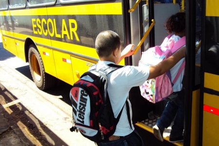 Sem Transporte Escolar: 300 alunos de uma única escola do interior estão sem aulas presenciais