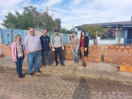 Construção de Muro e Sistema de Monitoramento são conquistas da Comunidade Escolar EMEI Mundo Encantado