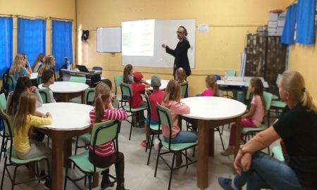 FURG-SLS realiza curso sobre minhocultura em escola rural de São Lourenço do Sul