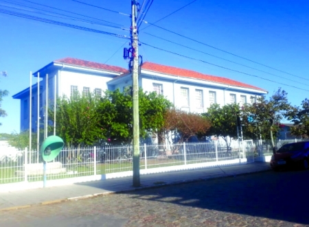 Escola Cruzeiro do Sul comemora 97 anos nesta sexta-feira (7)