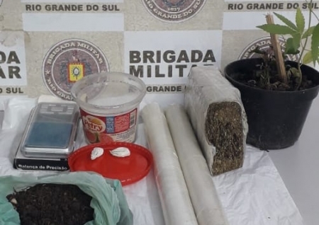 Brigada Militar de São Lourenço efetua prisão por tráfico de drogas