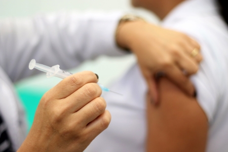 Nesta segunda-feira inicia o reforço da Vacinação Bivalente