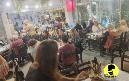 Rouparia Nossa Senhora da Conceição realizou Jantar beneficente em homenagem ao mês Internacional da mulher