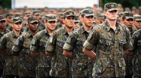 Jovens que participaram da comissão de seleção geral em 2024 devem comparecer à Junta de Serviço Militar, entre os dias 18 de dezembro e 3 de janeiro