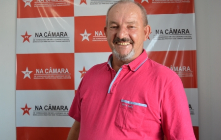 Vereador Ronei Schmalfuss representa a Bancada do PT nas Sessões Representativas do Legislativo