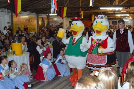 É HOJE: Ich Liebe Oktober acontece neste sábado e domingo na Associação Sete de Setembro