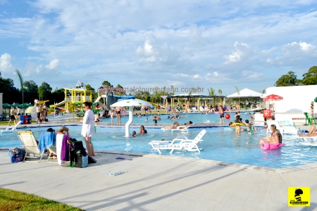 Parque Aquático Castellus Club é atração em São Lourenço