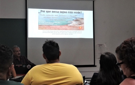 FURG-SLS sedia palestra sobre águas esverdeadas e macroalgas em São Lourenço do Sul