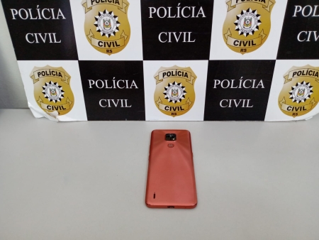 POLÍCIA CIVIL RECUPERA MAIS UM APARELHO CELULAR FURTADO