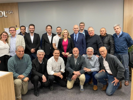 PRESIDENTE DA ACI/CDL PARTICIPOU DE REUNIÃO MENSAL DE DIRETORIA DA AGV-RS
