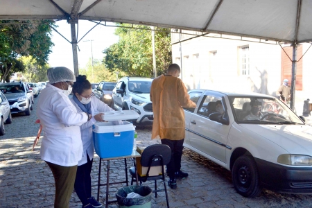 Dia 16 de setembro acontece a vacinação para pessoas com 18 anos ou mais que ainda não receberam a 1ª dose