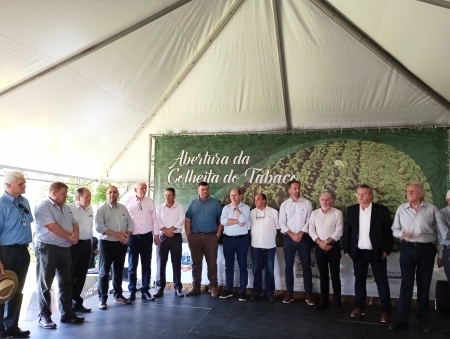 5ª Abertura da Colheita do Tabaco aconteceu nesta terça feira em Campo Quevedos