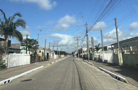 SMOU e Departamento de trânsito realizaram limpeza e pintura da sinalização na Nova Esperança