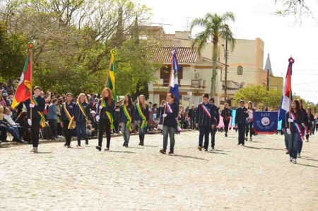 Devido a pandemia, mais um ano, não haverá Desfile de 7 de Setembro -  Confira programação alusiva à Semana da Pátria 2021