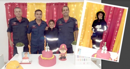Corpo de Bombeiros de SLS realizou uma surpresa para o Bombeirinho Mirim Lucas Weber