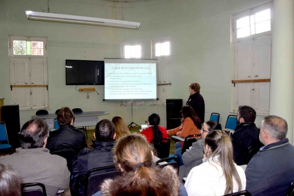 Audiência Pública de Diretrizes Orçamentárias aconteceu nesta quinta-feira