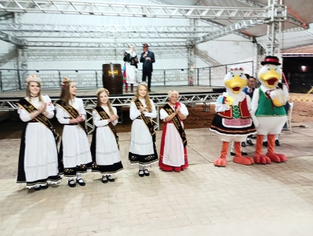 Abertura oficial da 33ª Südoktoberfest aconteceu na noite deste domingo