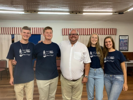 Fabiano Bosenbecker palestra para grupos do folclore alemão no Brasil