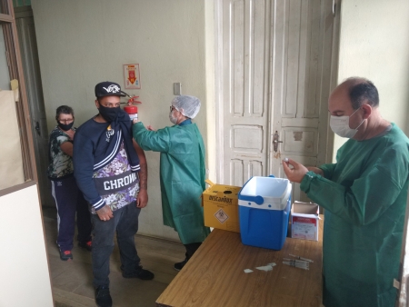 Neste Domingo (3) acontece a vacinação com a 2ª dose  para quem fez a 1ª dose no dia 05.09 (coronavac)