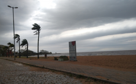 CLIMA: Vento e chuva marcam o início da Semana em São Lourenço do Sul
