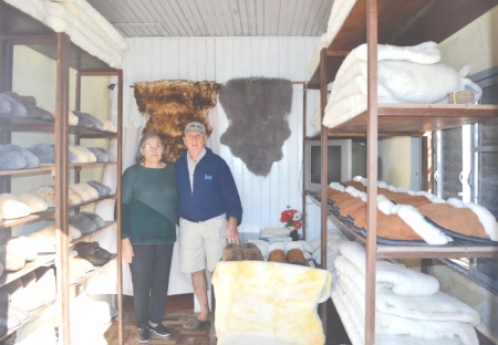 Com a chegada do inverno, cresce a procura por pantufas,chinelos e pelegos