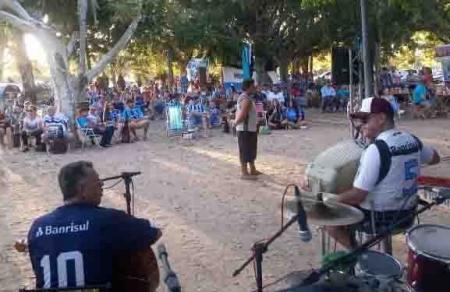 Consulado Gremista de SLS realizou mateada de lançamento do "São Lourenço Tricolor"