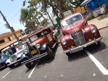 11° Encontro de carros antigos aconteceu neste domingo em São Lourenço do Sul