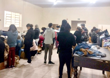 A Secretaria de Desenvolvimento Social e Habitação continua a realizar as entregas das doações da Campanha do Agasalho 2023