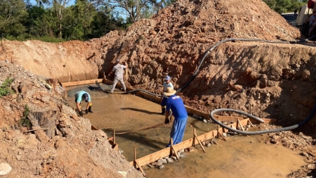 Ponte dos Härter: Iniciaram as obras de concretagem da base do novo bueiro de galerias na antiga