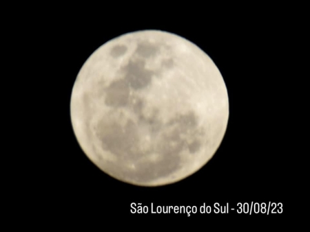 "Lua Azul" no céu de São Lourenço do Sul