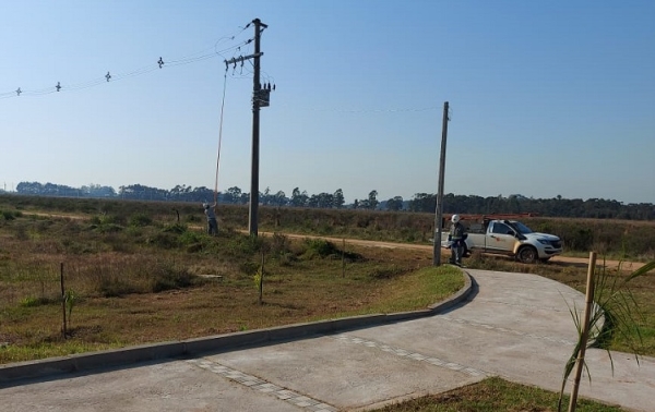 Finalizada a instalação de rede elétrica externa no novo campus da FURG-SLS