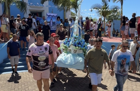 Procissão de Nossa Senhora dos Navegantes aconteceu neste domingo