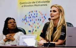PL que cria políticas de prevenção a crimes sexuais é protocolado pela Deputada Laura Sito