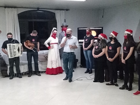 NATAL A BORDO DE ESCUNA É ATRAÇÃO INÉDITA NA COSTA DOCE