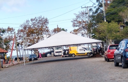 Estrutura do 25º Moto Lagoa está sendo montado na praia - Confira programação