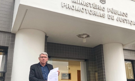 Prefeito cobra providências do Ministério Público quanto a possíveis irregularidades no transporte dos alunos da EEEM Rodolpho Bersch pelo Governo do Estado